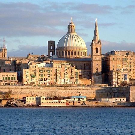 Luxe Apartment With Valletta And Harbour Views Sliema Exterior foto