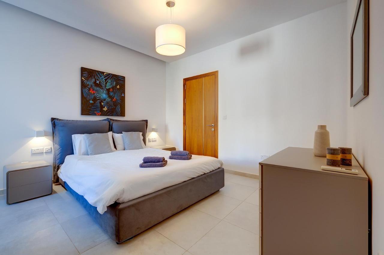 Luxe Apartment With Valletta And Harbour Views Sliema Exterior foto