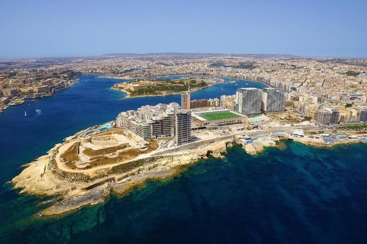 Luxe Apartment With Valletta And Harbour Views Sliema Exterior foto