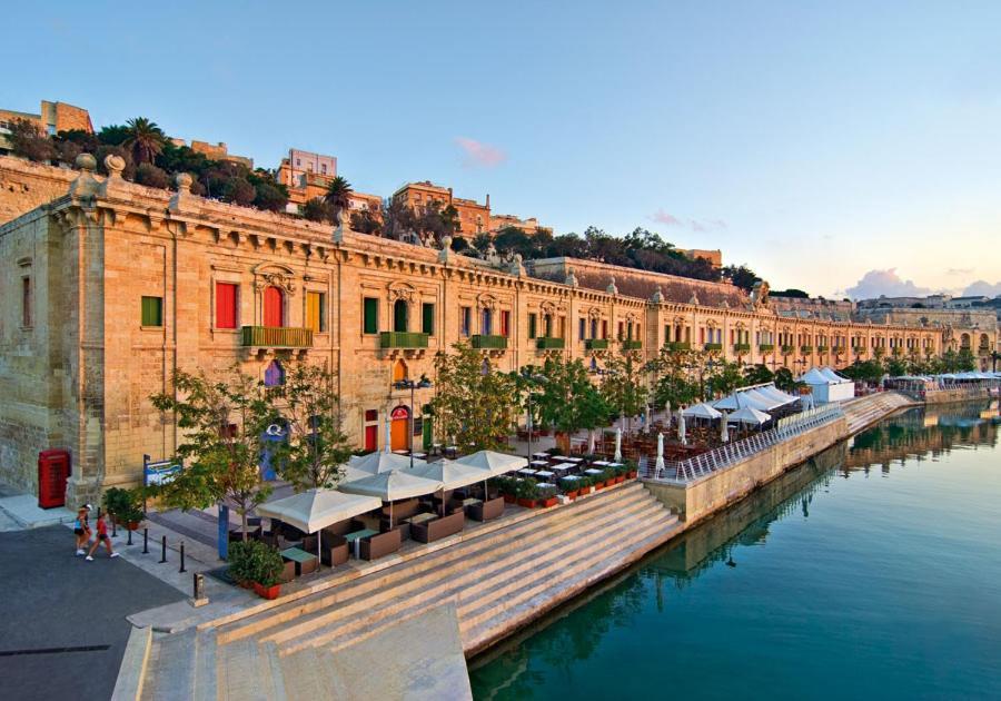 Luxe Apartment With Valletta And Harbour Views Sliema Exterior foto