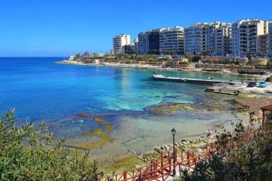 Luxe Apartment With Valletta And Harbour Views Sliema Exterior foto