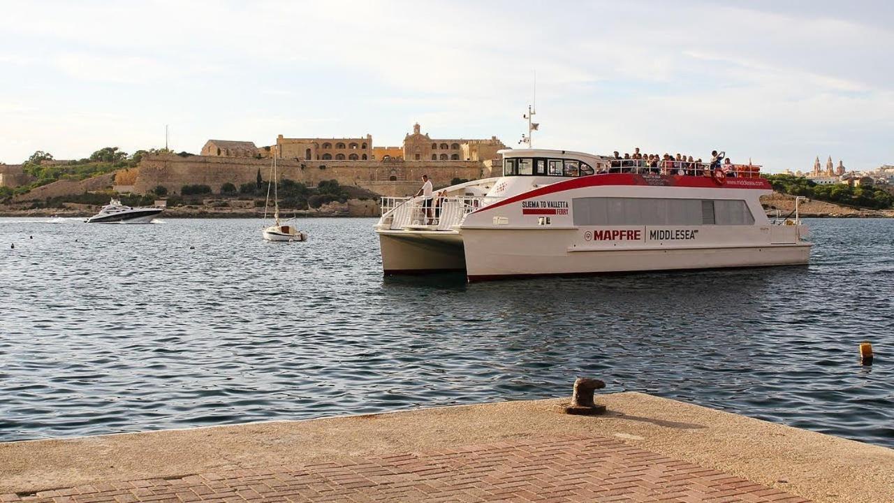 Luxe Apartment With Valletta And Harbour Views Sliema Exterior foto